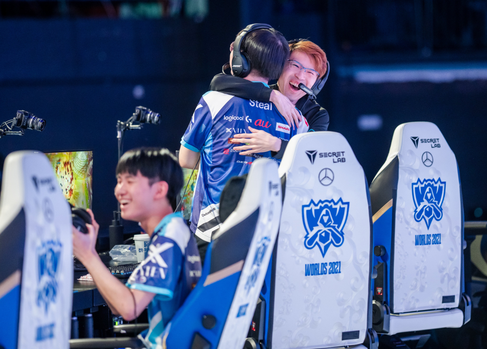 开云APP-C9绝杀DFM，Caps拿下关键大龙峡谷大战淘汰赛，技惊四座