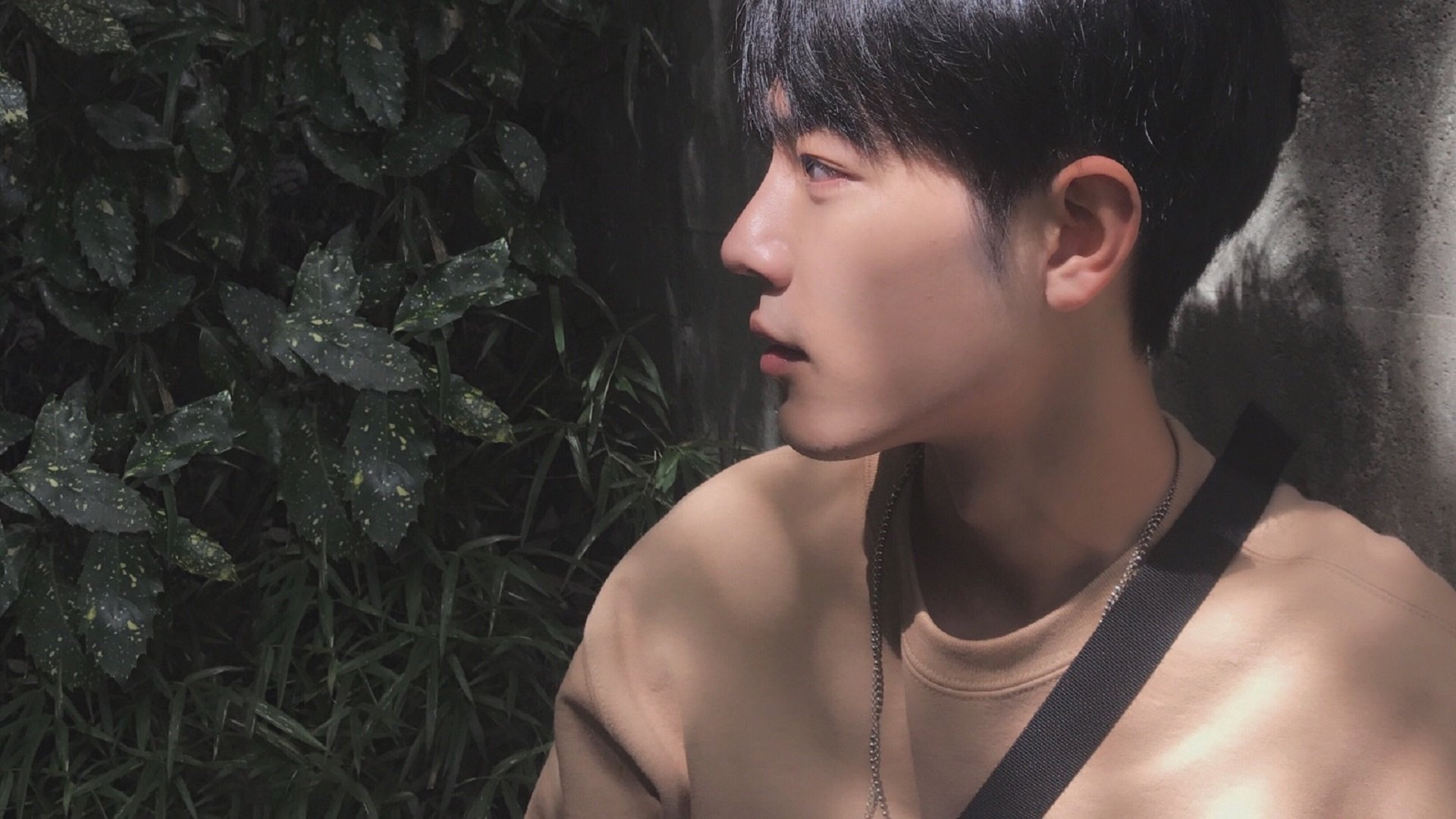 东方神龙吞噬银黑军团！广东队跨界碾压马刺，英格拉姆总决赛封神记